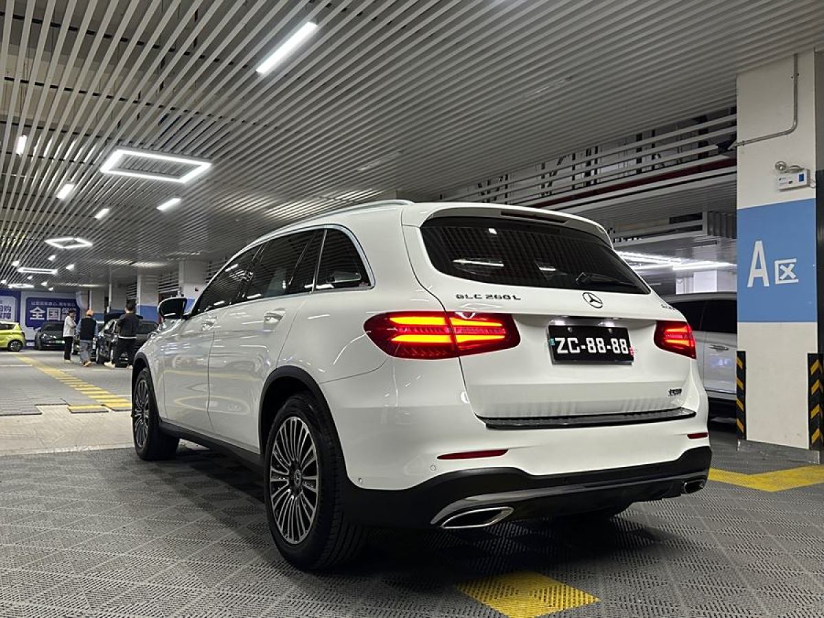 奔馳 奔馳GLC  2019款 GLC 260 4MATIC 動(dòng)感型圖片