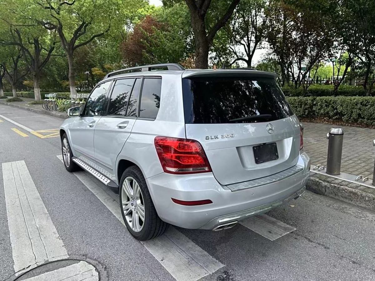 奔馳 奔馳GLK級(jí)  2013款 GLK 300 4MATIC 動(dòng)感天窗型圖片