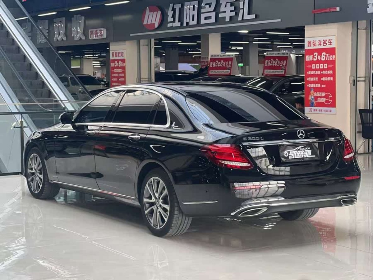 奔馳 奔馳E級(jí)  2019款 改款 E 300 L 豪華型圖片