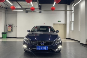 V60 沃尔沃 T5 智雅版