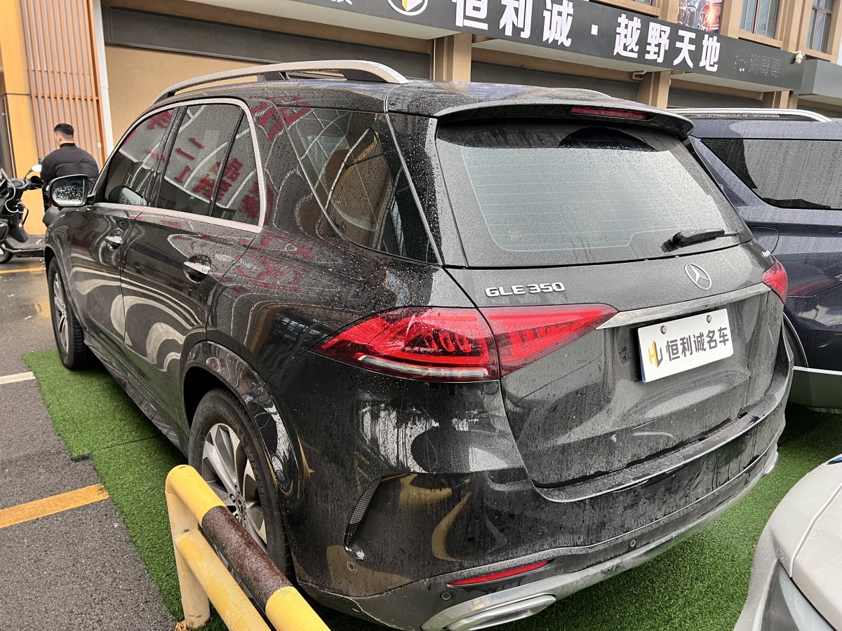 奔馳 奔馳GLE  2024款 改款 GLE 350 4MATIC 時(shí)尚型圖片