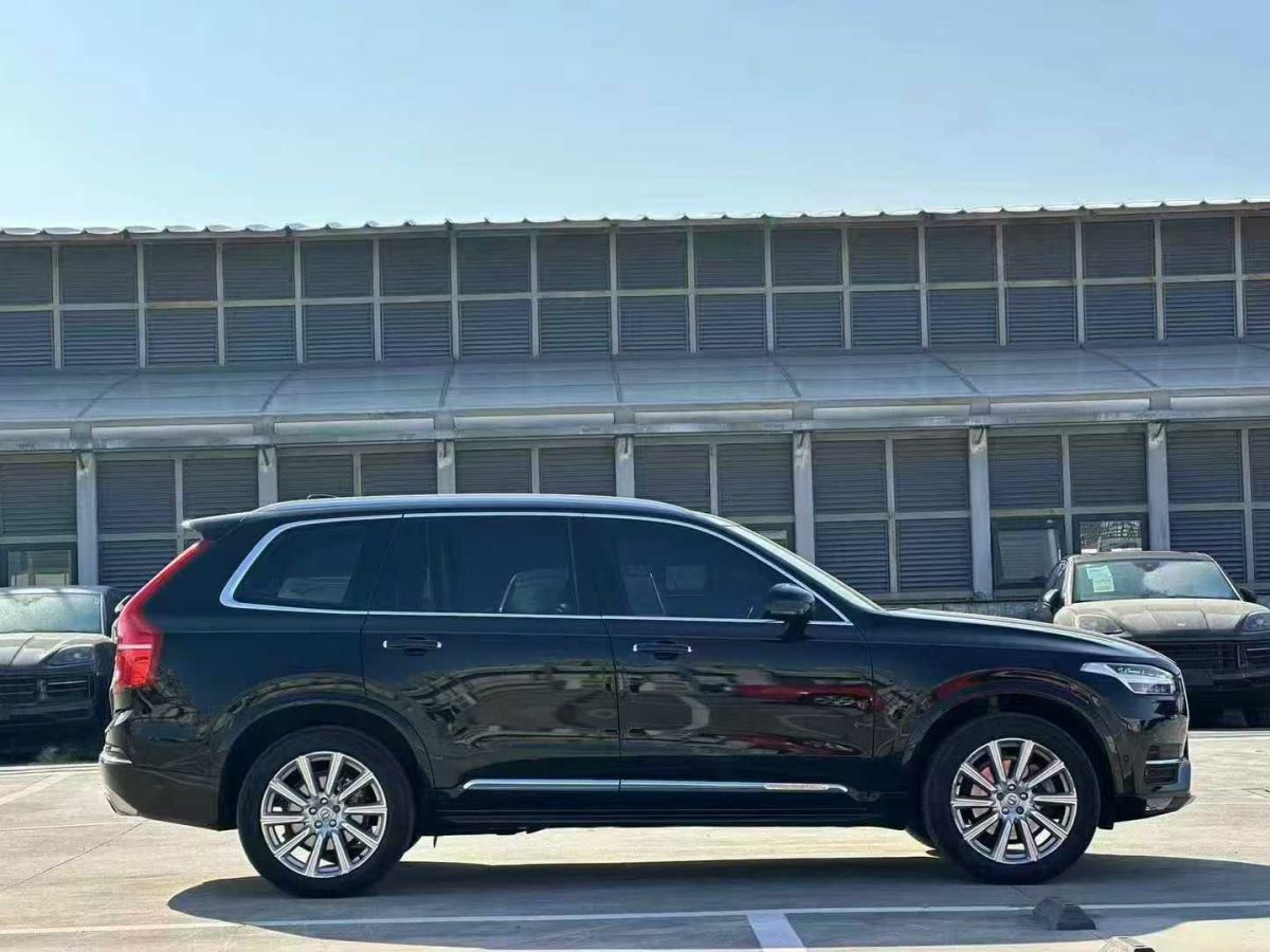 沃爾沃 XC90  2019款  T5 智逸版 7座 國(guó)VI圖片