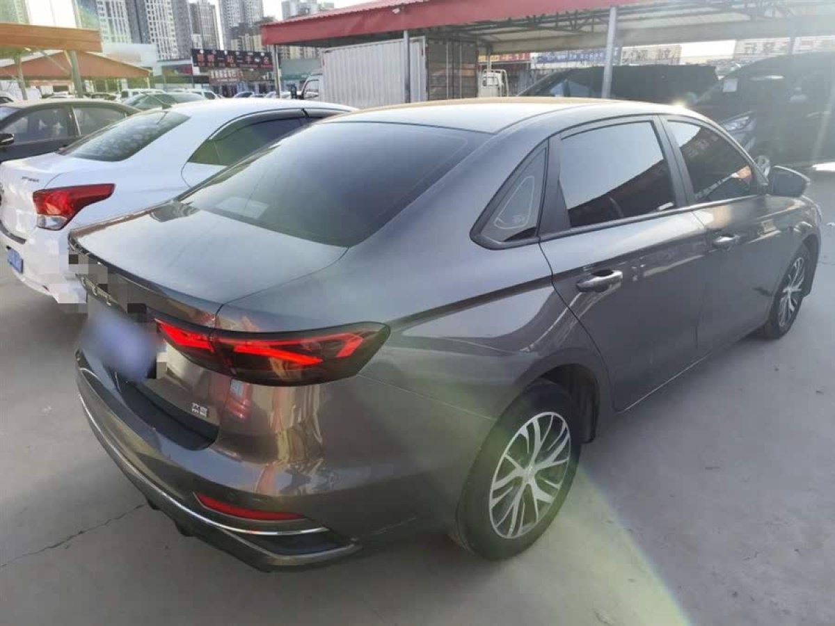 吉利 帝豪  2022款 第4代 1.5L 手動豪華型圖片