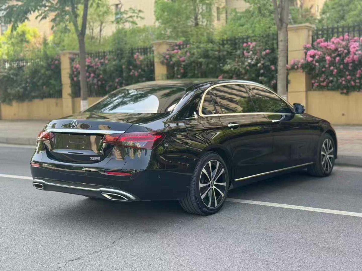 奔馳 奔馳E級  2023款 E 300 L 豪華型圖片