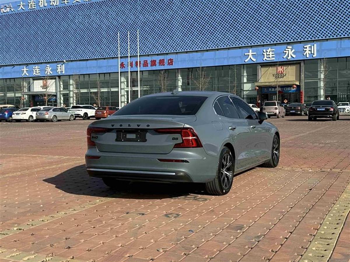 沃爾沃 S60L  2023款 B4 智逸豪華版圖片