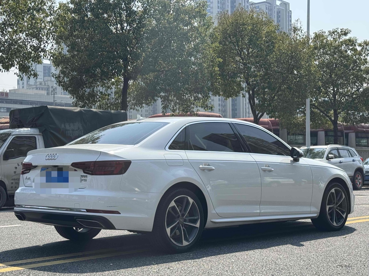 奧迪 奧迪A4L  2019款 40 TFSI 進取型 國VI圖片