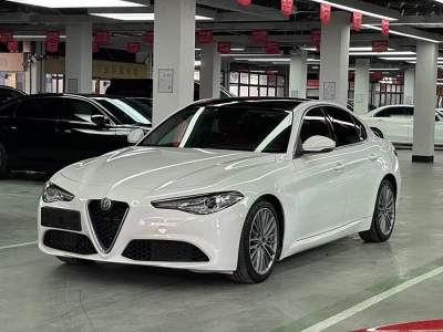 2017年5月 阿爾法·羅密歐 Giulia 2.0T 200HP 豪華版圖片