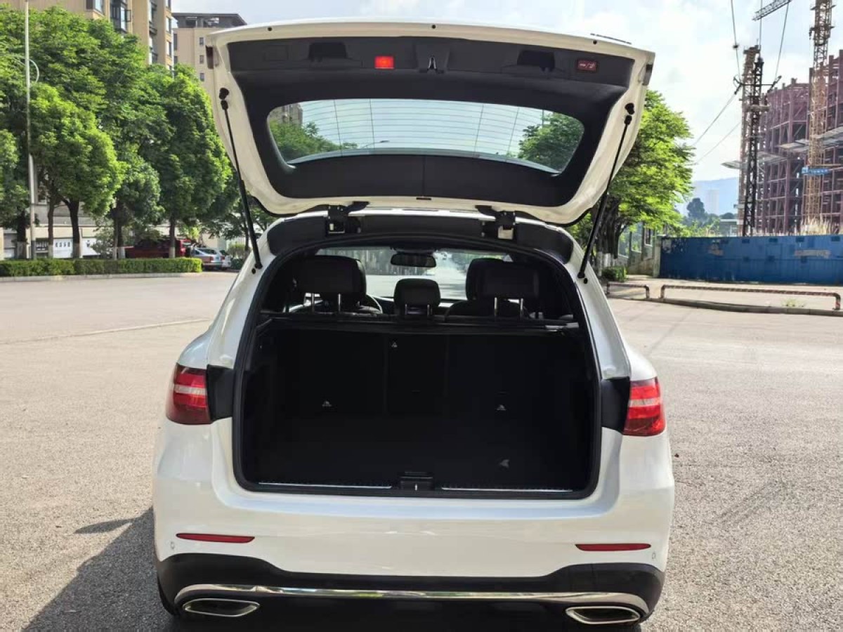 奔馳 奔馳GLC  2018款 改款 GLC 260 4MATIC 豪華型圖片