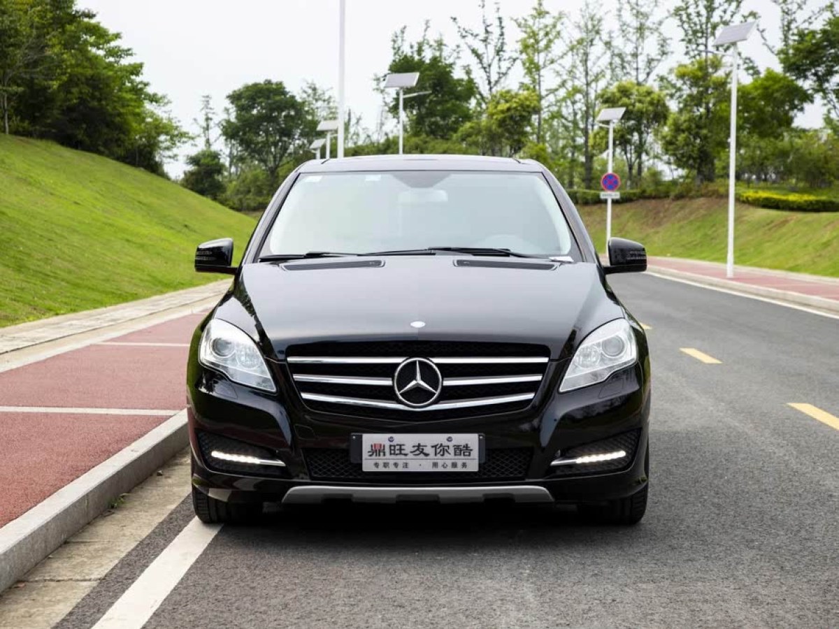 奔馳 奔馳R級  2014款 R 400 4MATIC 商務(wù)型圖片