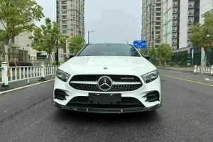 奔馳GLE 奔馳  GLE 350 4MATIC 時(shí)尚型