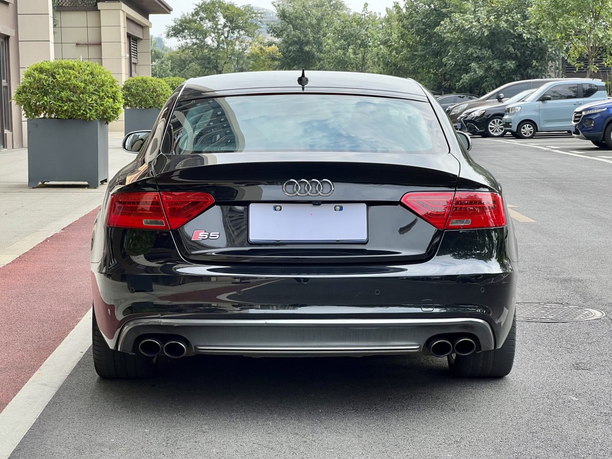 2013年3月奧迪 奧迪S5  2012款 S5 3.0T Sportback