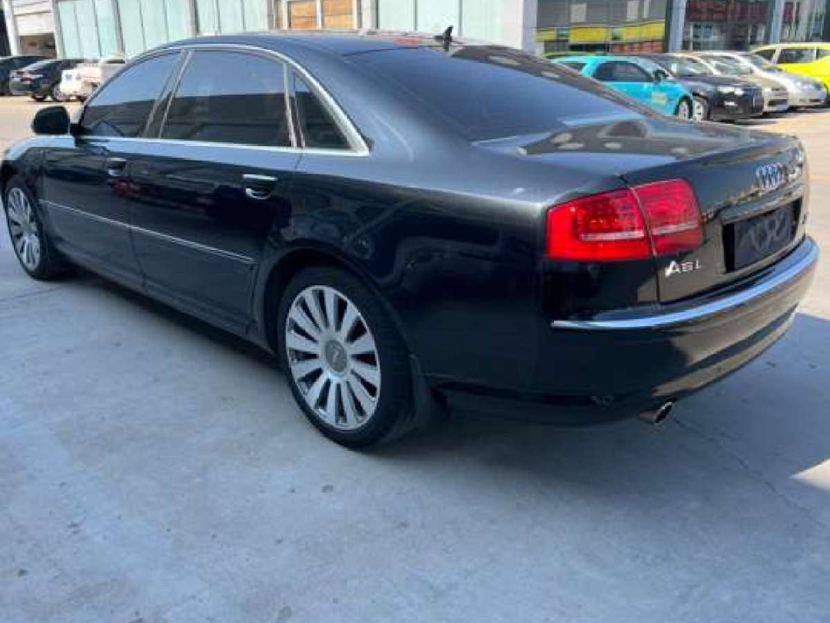 奧迪 奧迪A8  2009款 A8L 2.8 FSI 標(biāo)準(zhǔn)型圖片