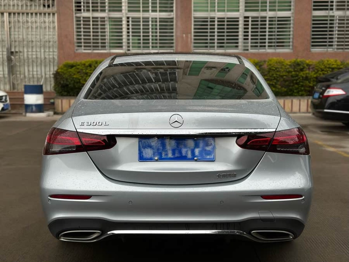 奔馳 奔馳E級(jí)  2021款 改款 E 300 L 尊貴型圖片
