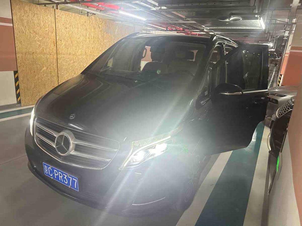 奔馳 V級  2018款 V 260 L 尊貴加長版 國VI圖片
