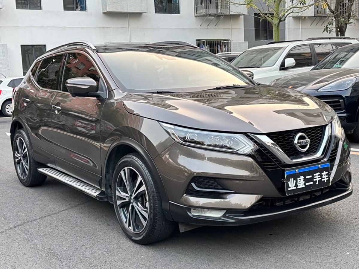 日產(chǎn) 逍客  2019款  2.0L CVT豪華版圖片