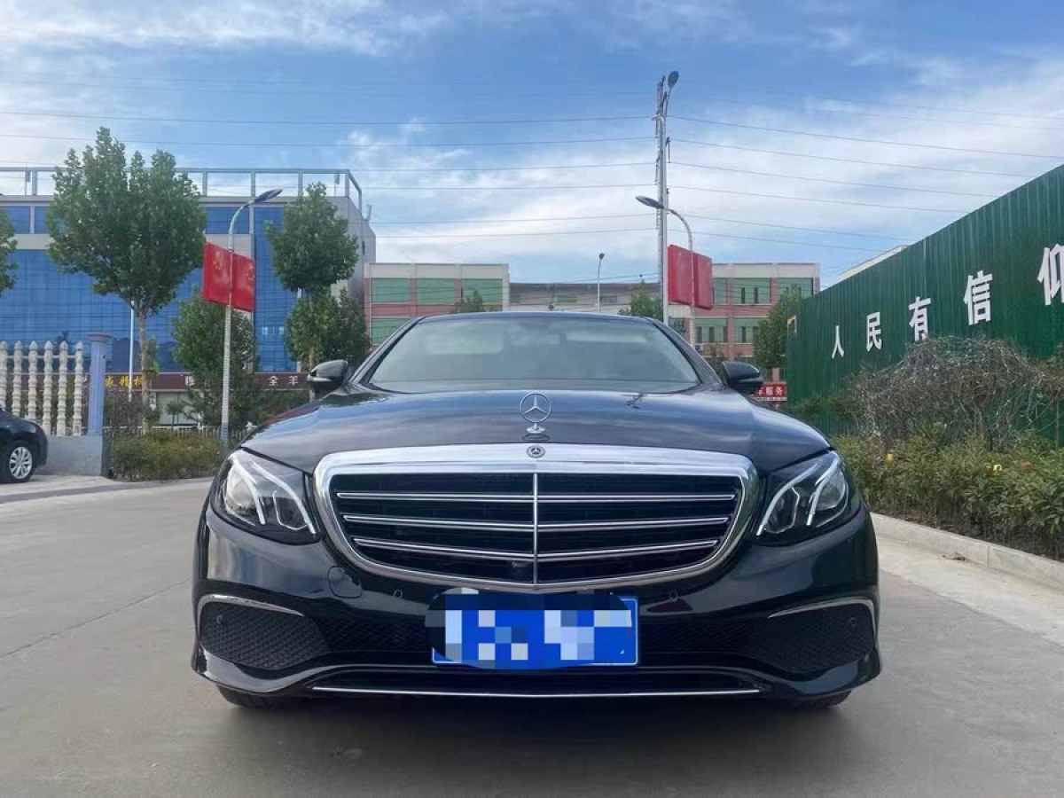 奔馳 奔馳E級  2018款 改款 E 300 L 豪華型圖片
