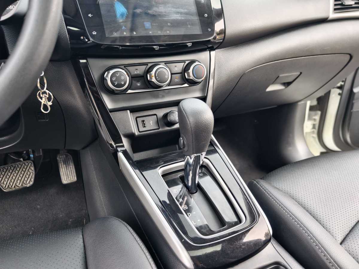 日產(chǎn) 軒逸  2022款 改款 經(jīng)典 1.6XL CVT豪華版圖片