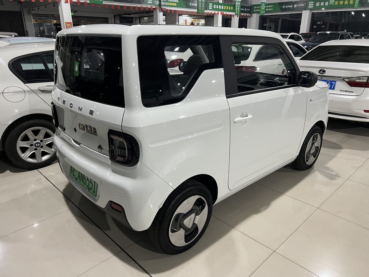 吉利 熊貓mini  2023款 200km 靈動(dòng)熊圖片