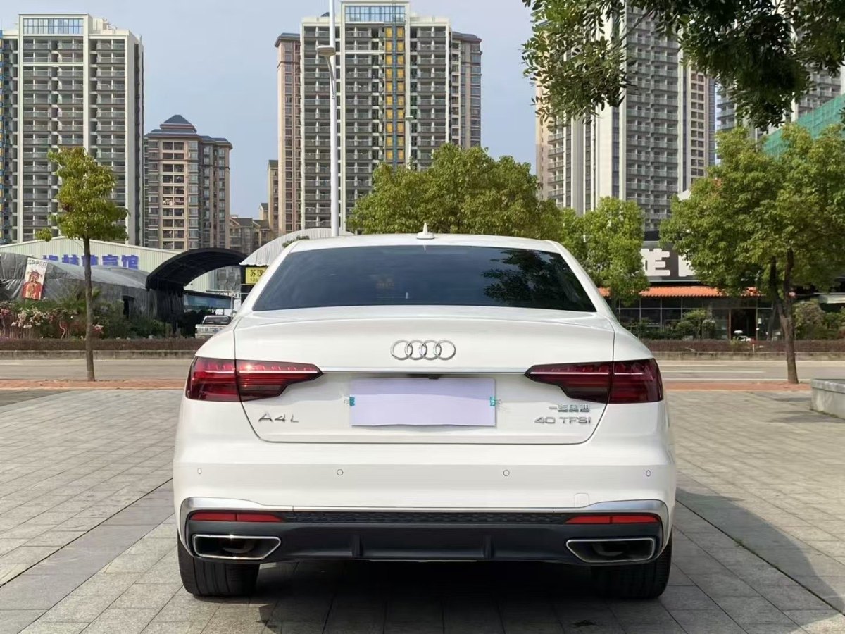 奧迪 奧迪A4L  2020款 40 TFSI 豪華動感型圖片