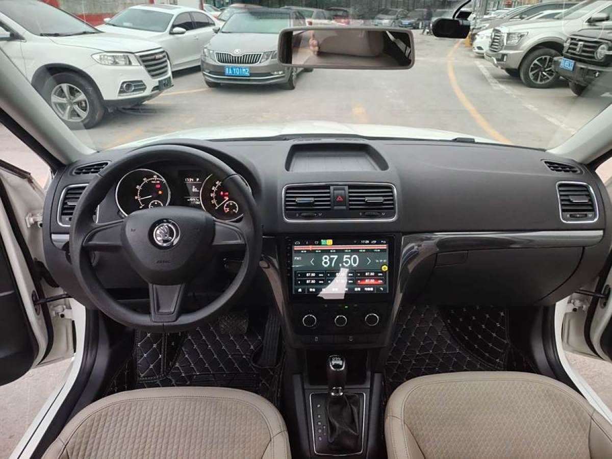 斯柯達 Yeti  2014款 1.4TSI DSG炫彩版圖片