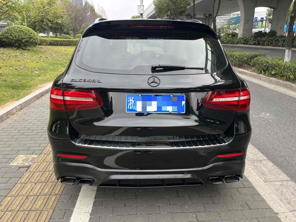 奔馳 奔馳GLC  2018款 改款 GLC 260 4MATIC 豪華型圖片