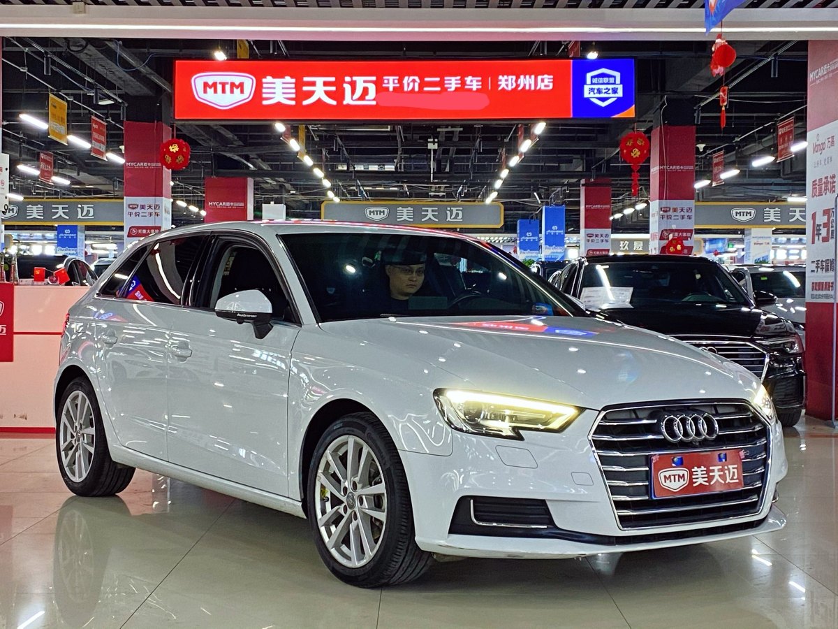 奧迪 奧迪A3  2019款 Sportback 35 TFSI 進(jìn)取型 國(guó)VI圖片