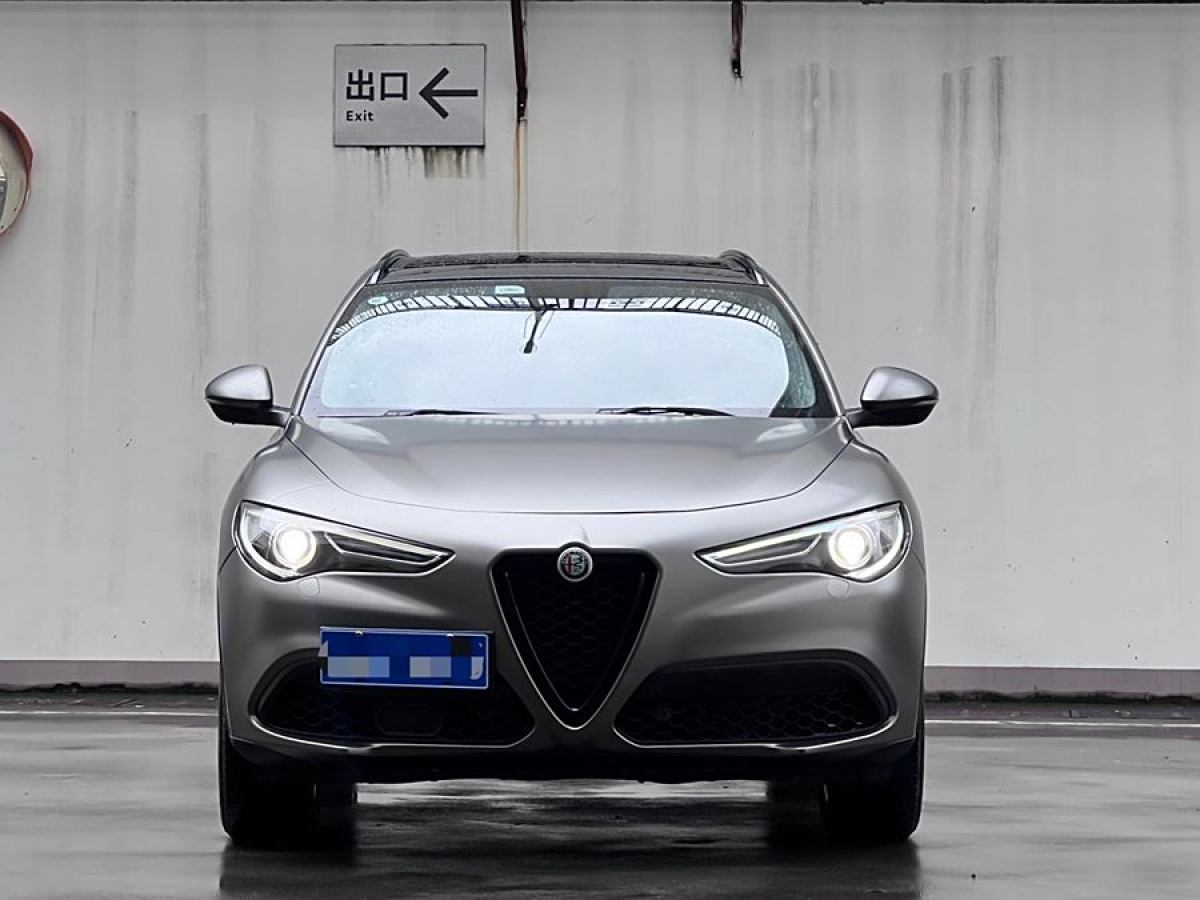 2019年2月阿爾法·羅密歐 Stelvio  2017款 2.0T 280HP 豪華版