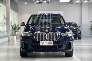 寶馬X5 寶馬 改款 xDrive 30Li 尊享型M運(yùn)動套裝
