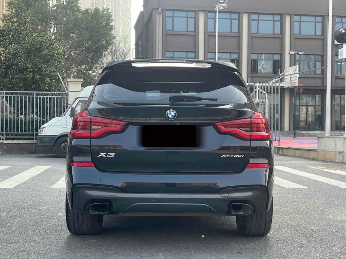 寶馬 寶馬X3  2021款 改款 xDrive30i 領(lǐng)先型 M運(yùn)動(dòng)套裝圖片