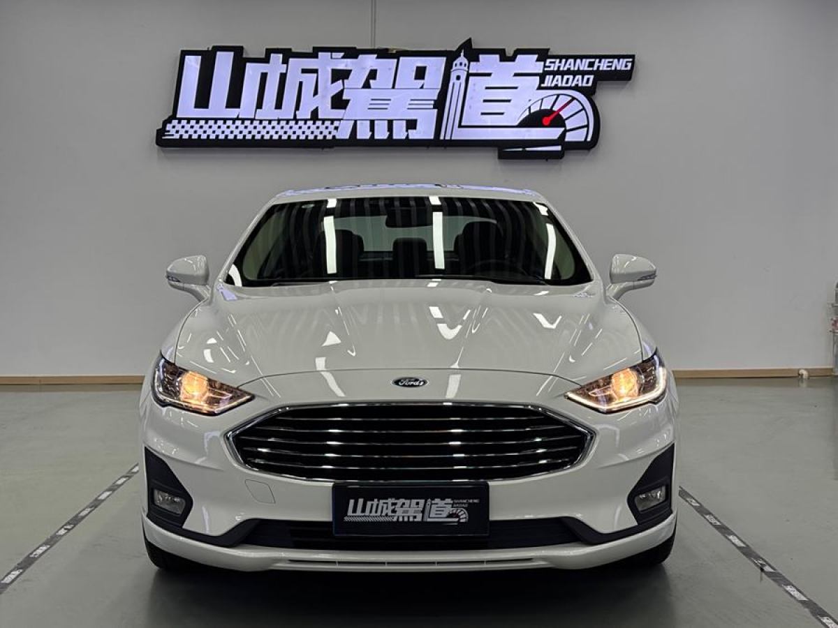 福特 蒙迪歐  2020款 EcoBoost 180 時(shí)尚型圖片