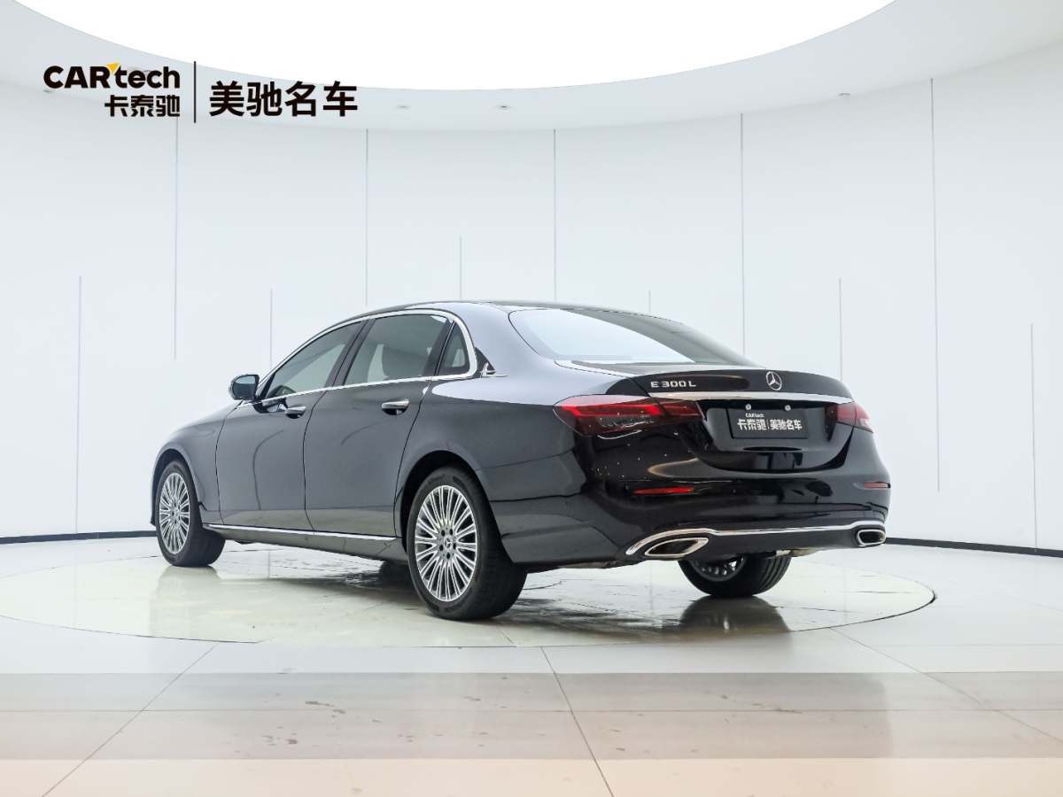 奔馳 奔馳E級  2021款 改款 E 300 L 時(shí)尚型圖片