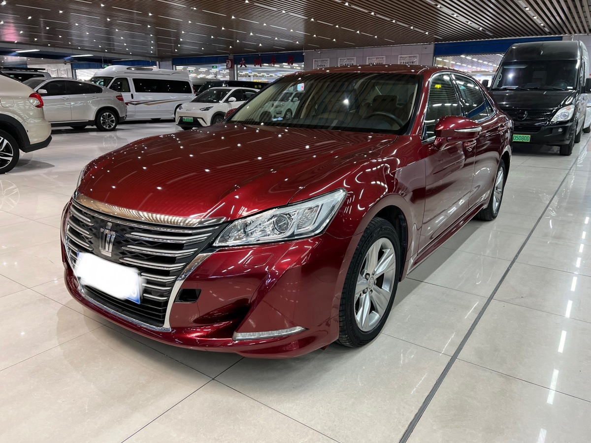 豐田 皇冠  2015款 2.0T 先鋒版圖片