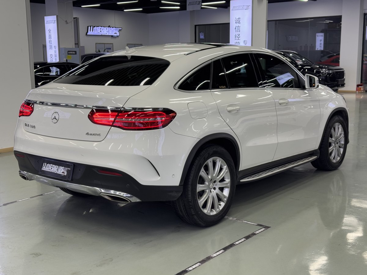 奔馳 奔馳GLE轎跑  2015款 GLE 320 4MATIC 轎跑SUV圖片