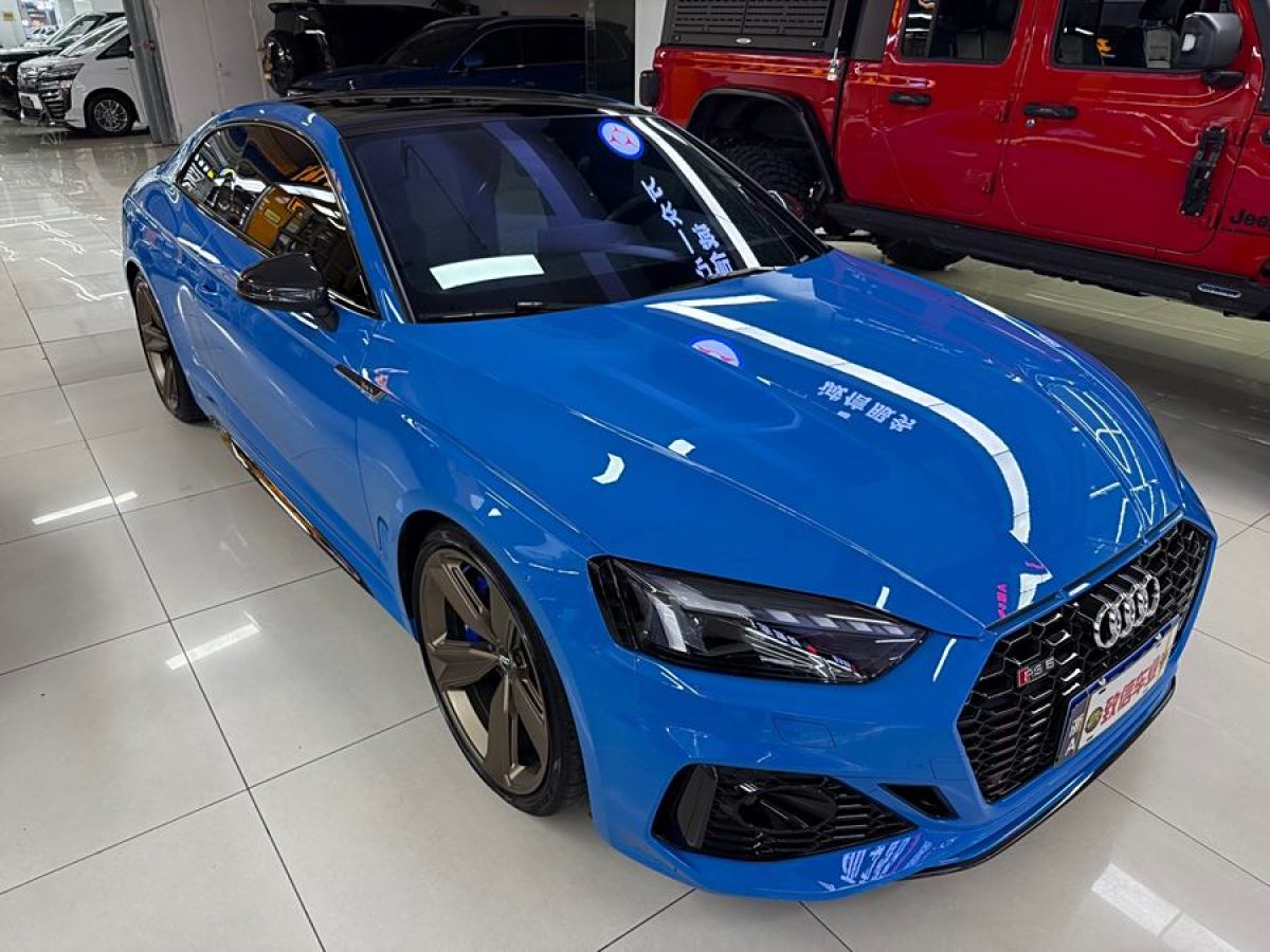 奧迪 奧迪RS 5  2021款 RS5 Coupe 黑曜版圖片