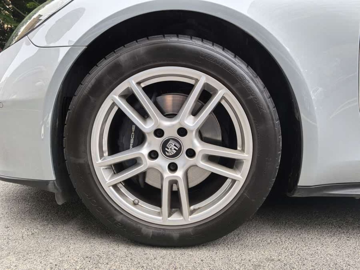 保時(shí)捷 Panamera  2022款 Panamera 4 行政加長(zhǎng)版 2.9T圖片