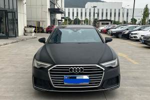 奥迪A6L 奥迪 45 TFSI quattro 臻选动感型