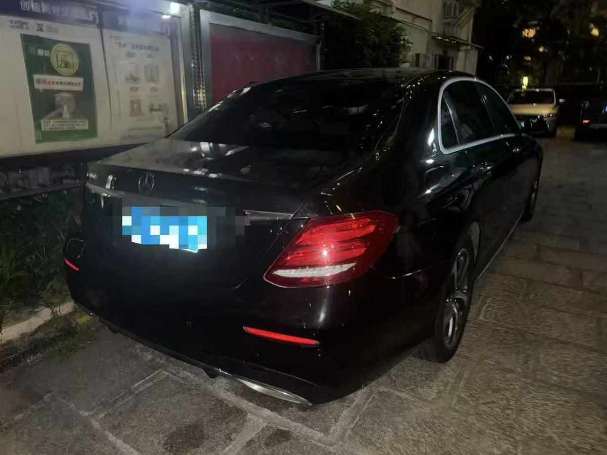 奔馳 威霆  2018款 2.0T 商務(wù)版圖片