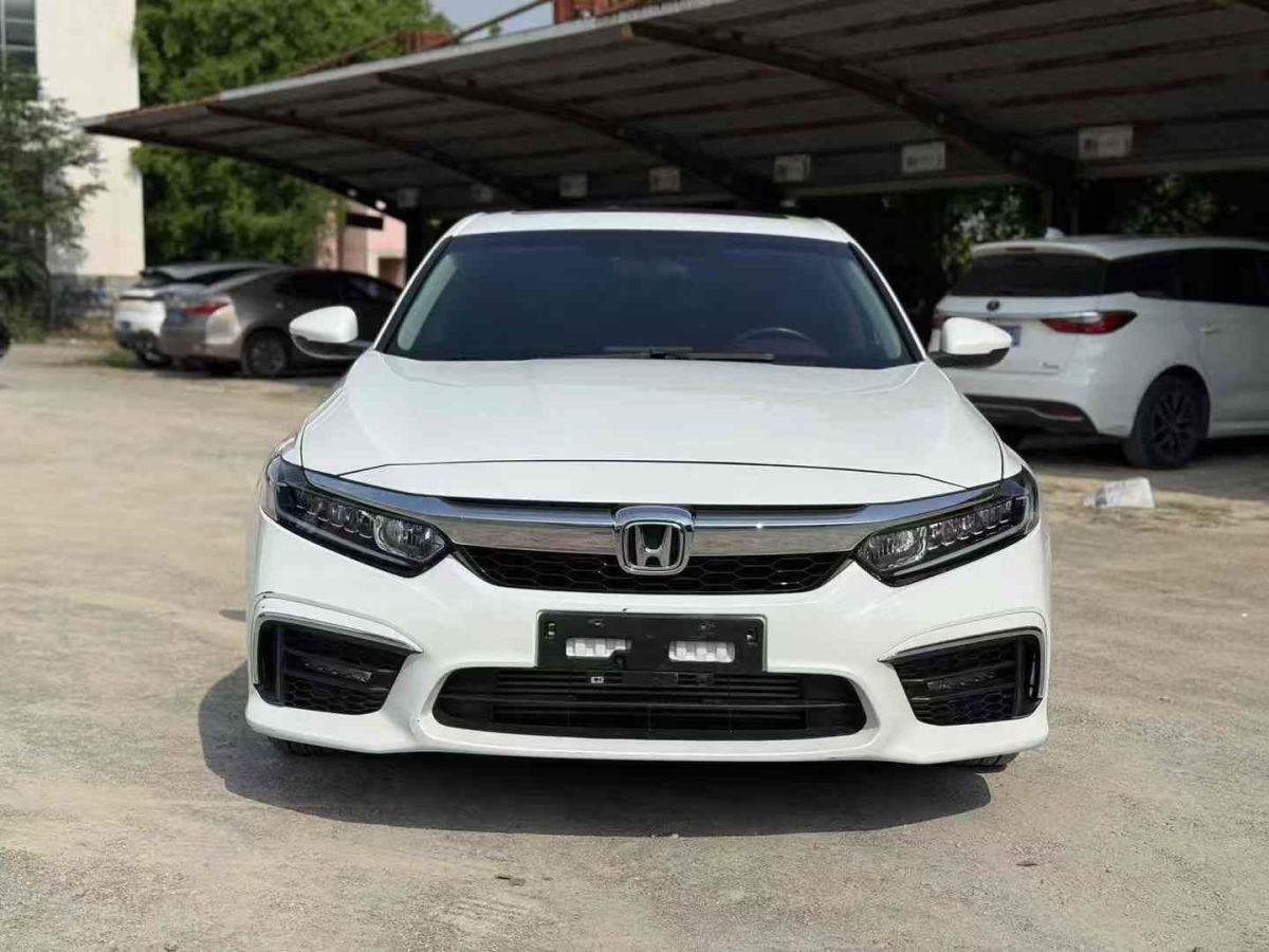 本田 CR-V  2020款 240TURBO 手動(dòng)兩驅(qū)經(jīng)典版圖片