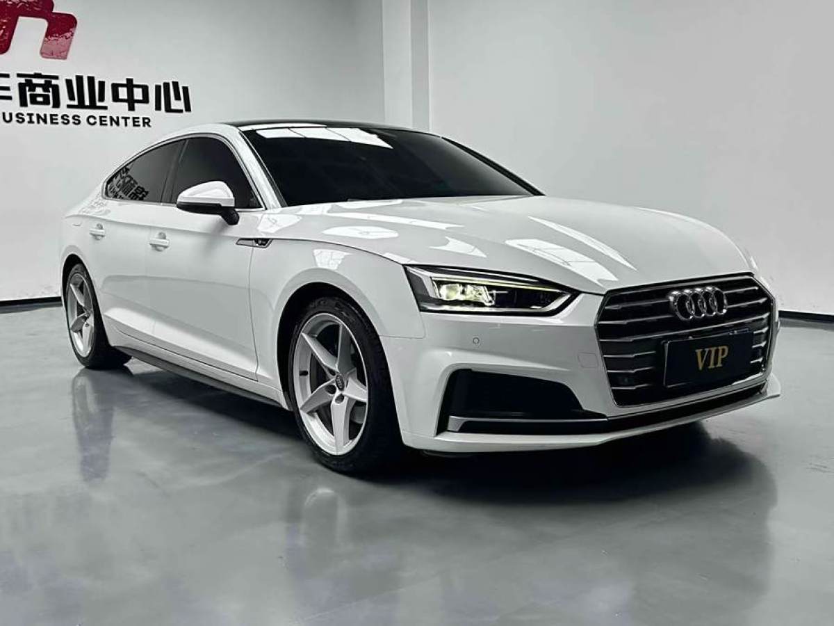 奧迪 奧迪A5  2017款 Coupe 40 TFSI 時(shí)尚型圖片