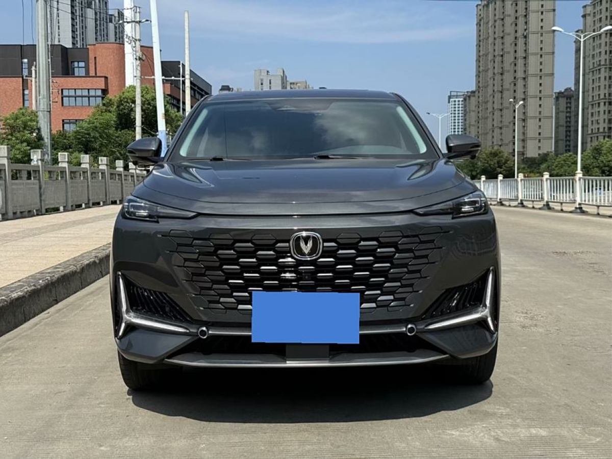 長(zhǎng)安 長(zhǎng)安UNI-K  2021款 2.0T 尊貴型圖片