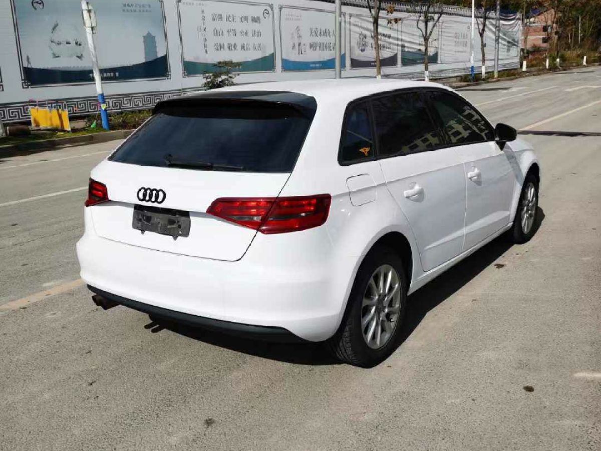 奧迪 奧迪A3  2016款 Limousine 35 TFSI 進(jìn)取型圖片