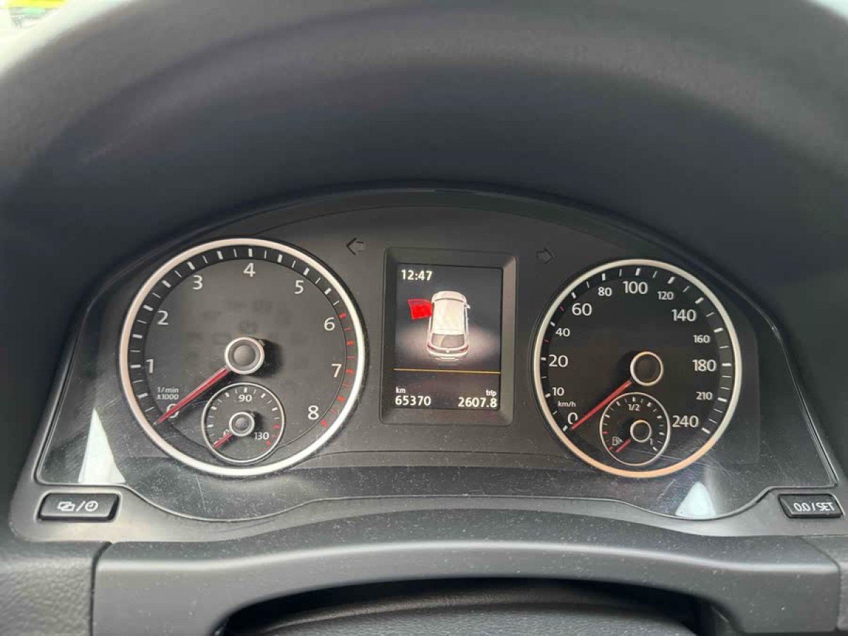 大眾 途觀  2015款 1.8TSI 自動(dòng)兩驅(qū)豪華型圖片