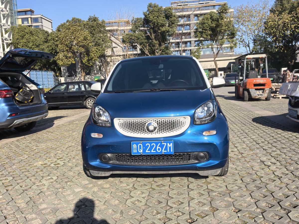 smart fortwo  2011款 1.0 MHD 硬頂激情版圖片