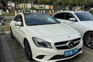 奔驰CLA级 奔驰 CLA 220 4MATIC