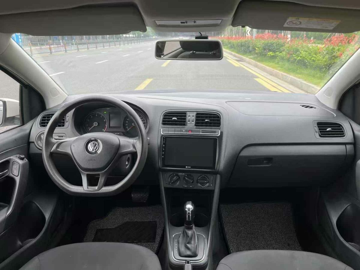 大眾 途安  2018款 L 330TSI DSG豪華版圖片