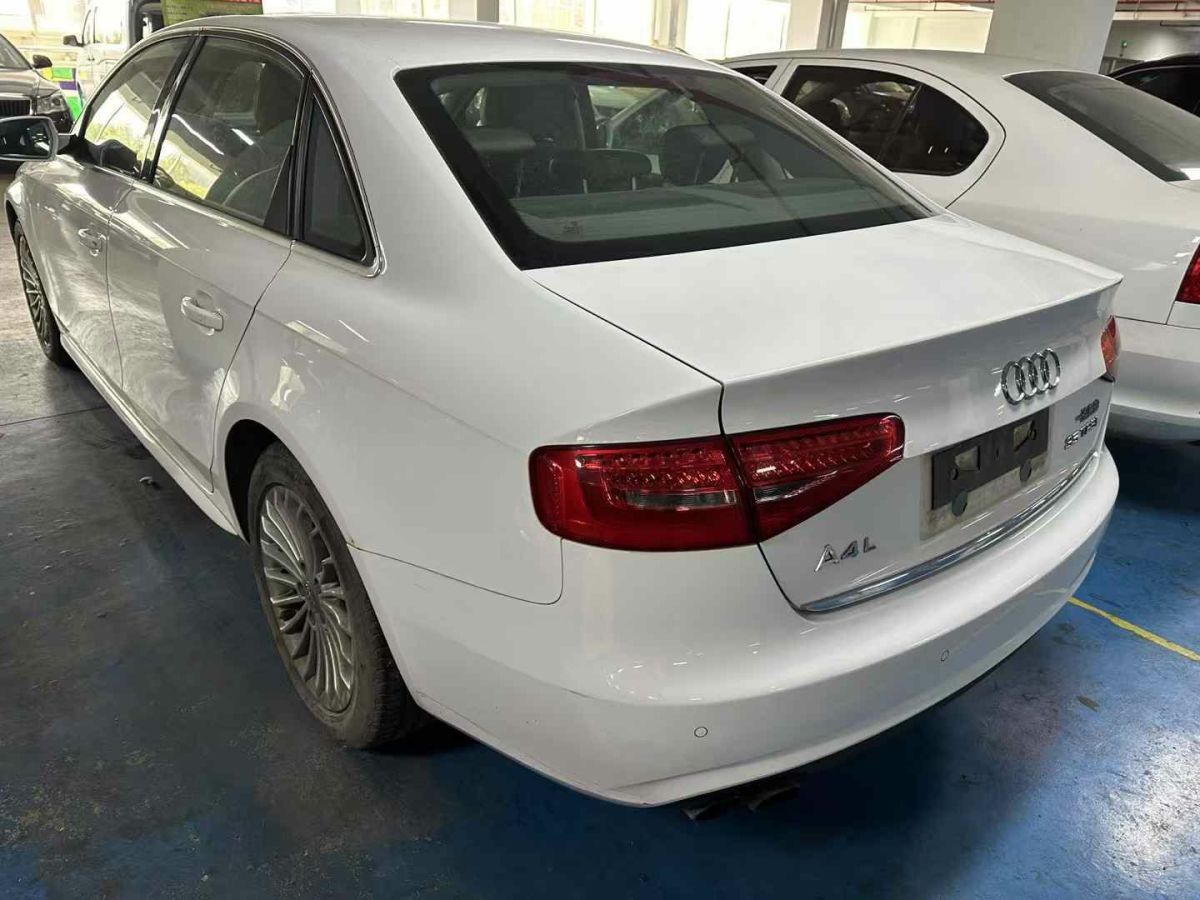 奧迪 奧迪A4L  2015款 A4L 1.8TFSI 30TFSI 舒適型圖片