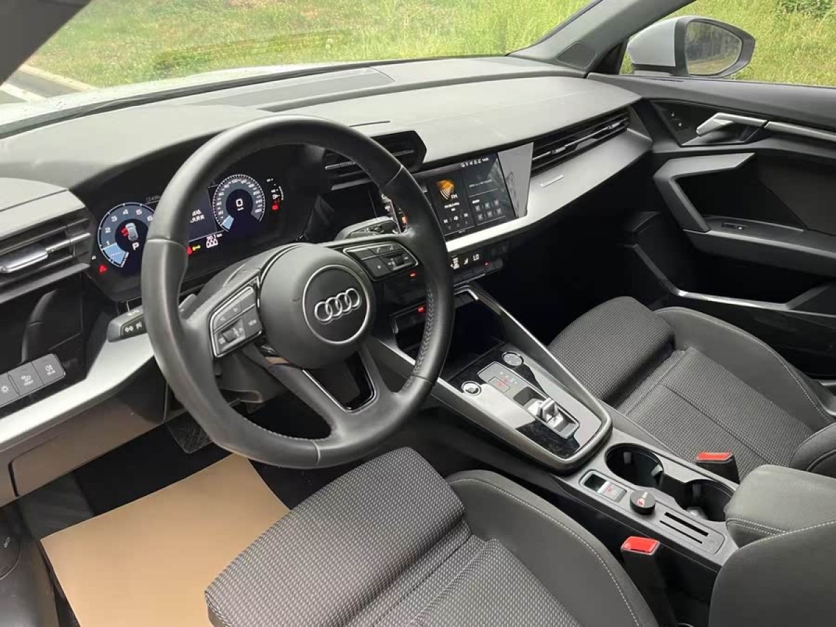 奧迪 奧迪A3  2022款 Sportback 35 TFSI 進(jìn)取運動型圖片