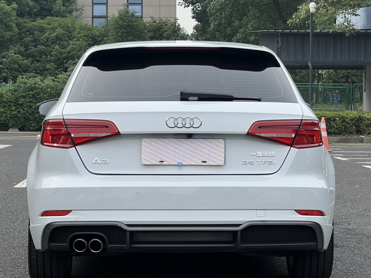 奧迪 奧迪A3  2017款 Sportback 35 TFSI 時尚型圖片