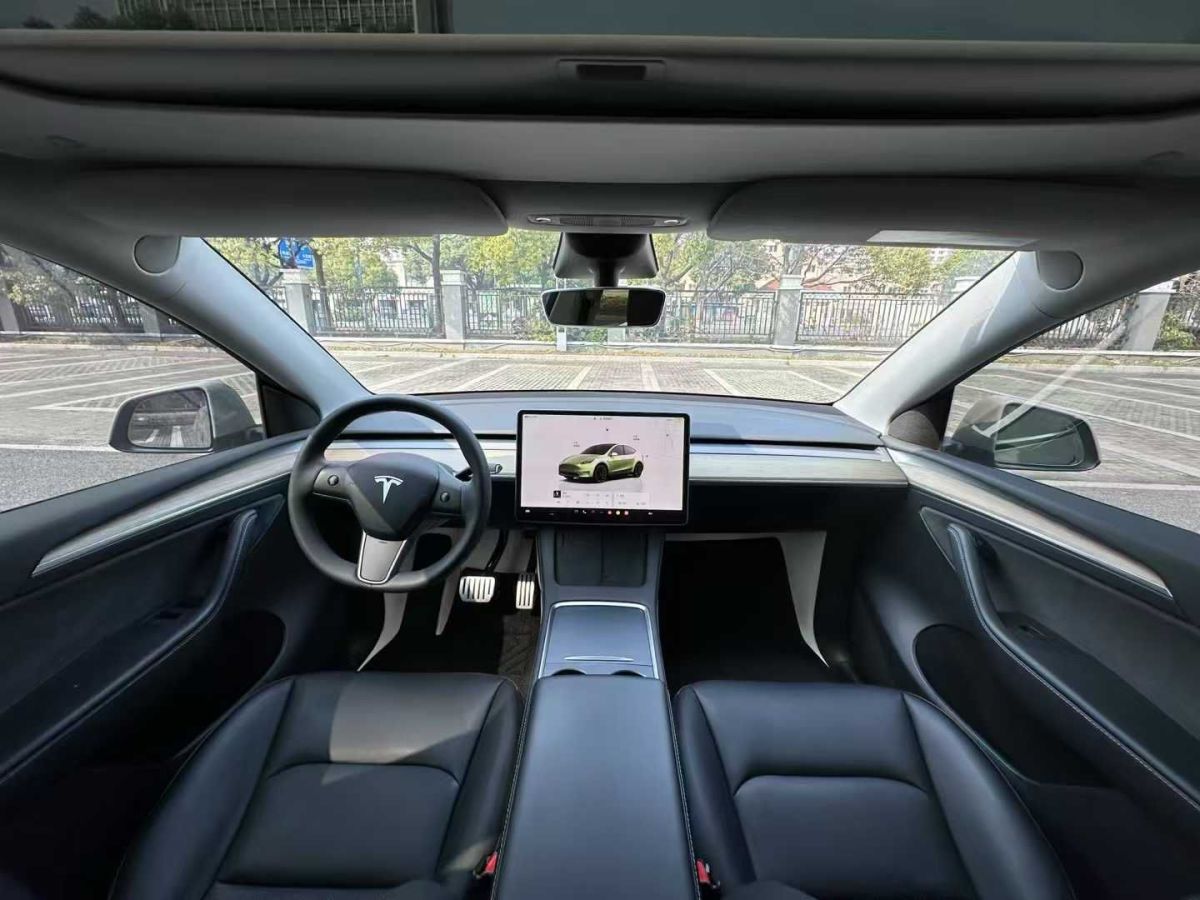 特斯拉 Model S  2023款 三電機(jī)全輪驅(qū)動(dòng) Plaid版圖片