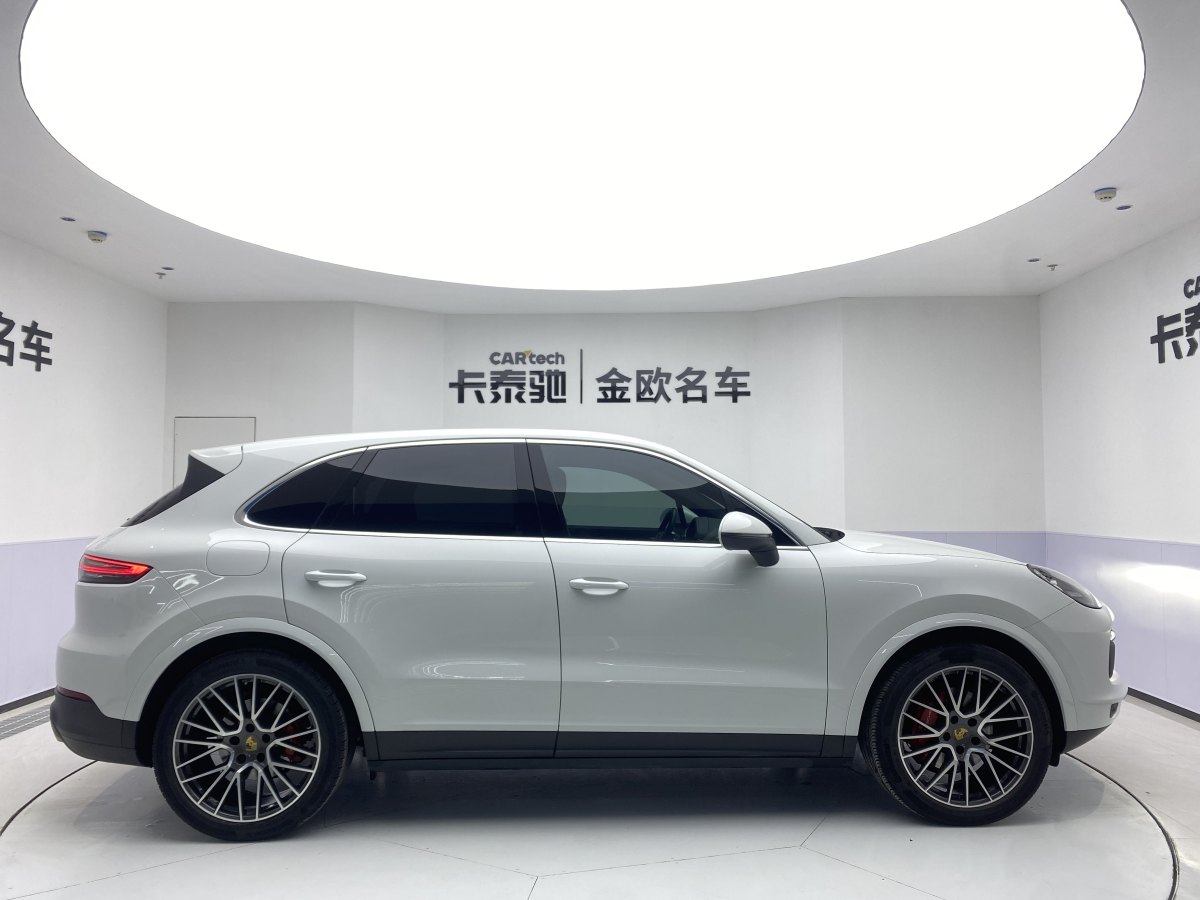 保時(shí)捷 Cayenne  2019款 Cayenne 3.0T圖片